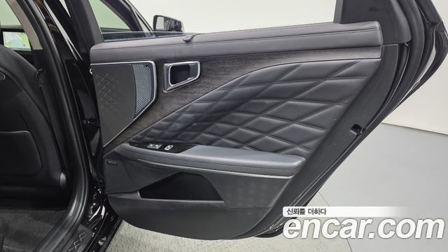 Kia K8 2023 — photo 15