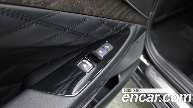 Kia K8 2023 — photo 29