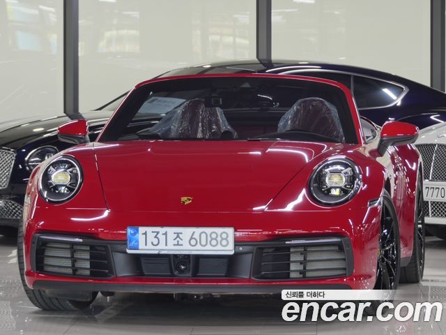 Porsche 911 2024 — photo 1