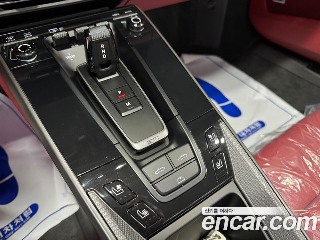 Porsche 911 2024 — photo 11
