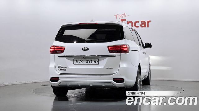 Kia Canival 2019 — photo 4