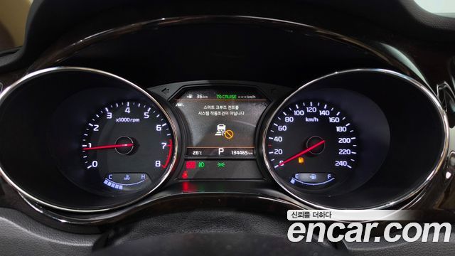 Kia Canival 2019 — photo 8