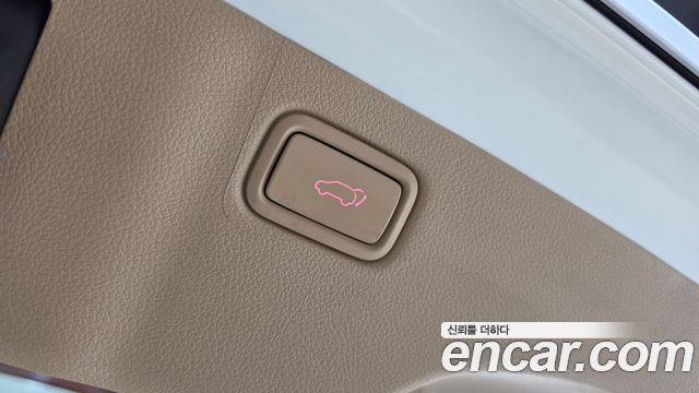 Kia Canival 2019 — photo 18
