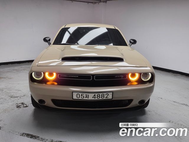 Dodge Challenger 2018 — photo 3