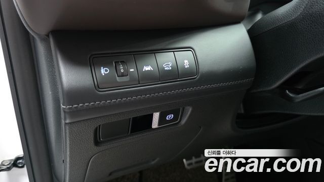 Hyundai Santafe 2021 — photo 29