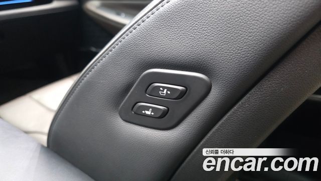 Hyundai Santafe 2021 — photo 31