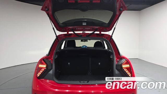 Mini Cooper 2025 — photo 26