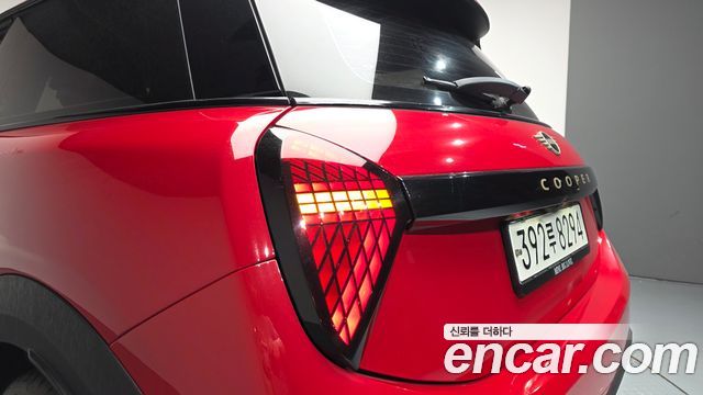 Mini Cooper 2025 — photo 9