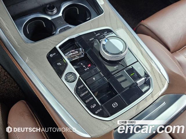 BMW X7 2023 — photo 9