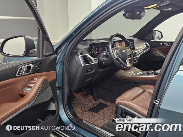 BMW X7 2023 — photo 11