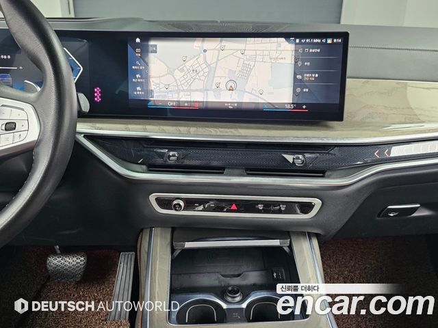 BMW X7 2023 — photo 14