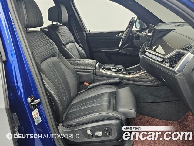 BMW X7 2023 — photo 10