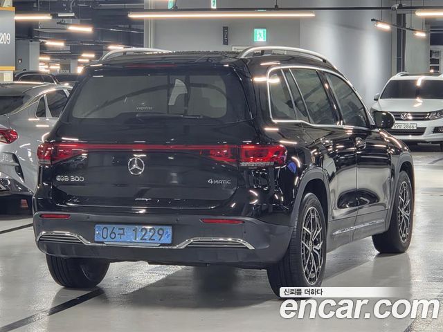 Mercedes-Benz EQB 2023 — photo 4