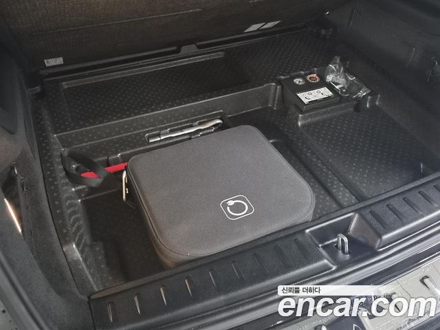 Mercedes-Benz EQB 2023 — photo 6