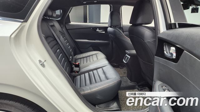 Kia K3 2021 — photo 17