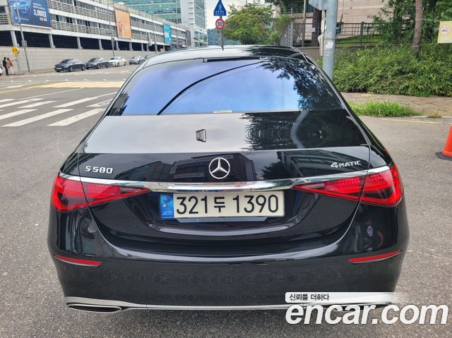 Mercedes-Benz S-Class 2022 — photo 4
