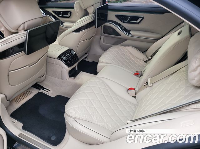 Mercedes-Benz S-Class 2022 — photo 10