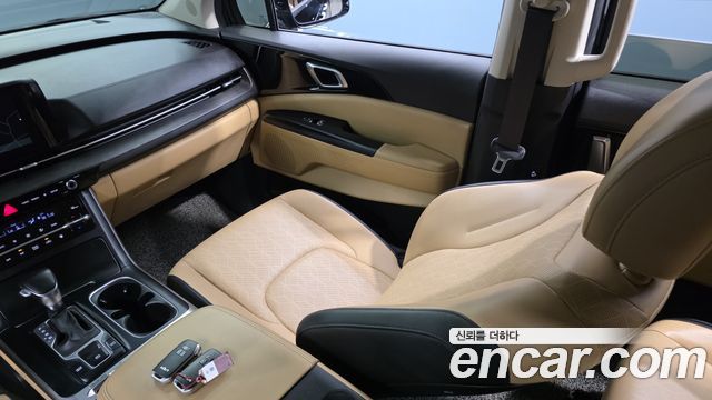 Kia Canival 2022 — photo 12
