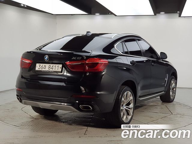 BMW X6 2018 — photo 2