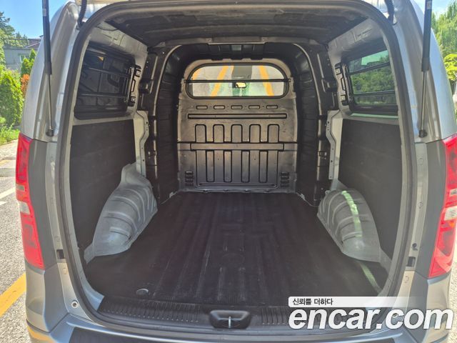 Hyundai Starex 2016 — photo 15