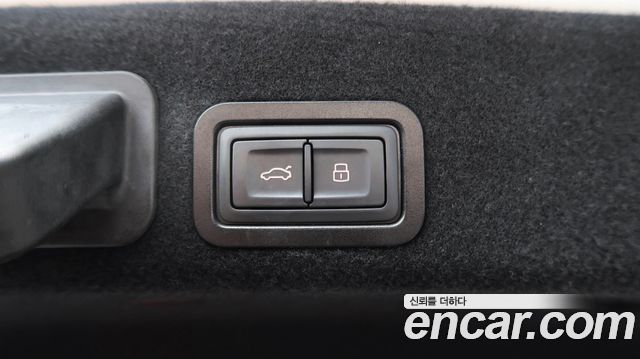 Audi A6 2018 — photo 19
