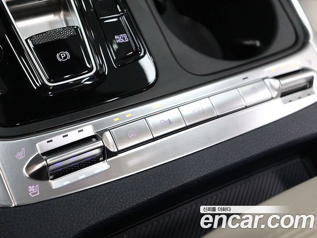 Kia Canival 2024 — photo 16