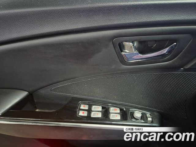 KG Mobility TIBOLI 2015 — photo 12