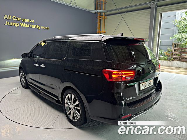 Kia Canival 2019 — photo 4