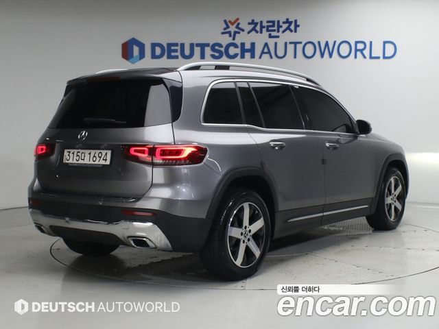 Mercedes-Benz GLB-Class 2020 — photo 2