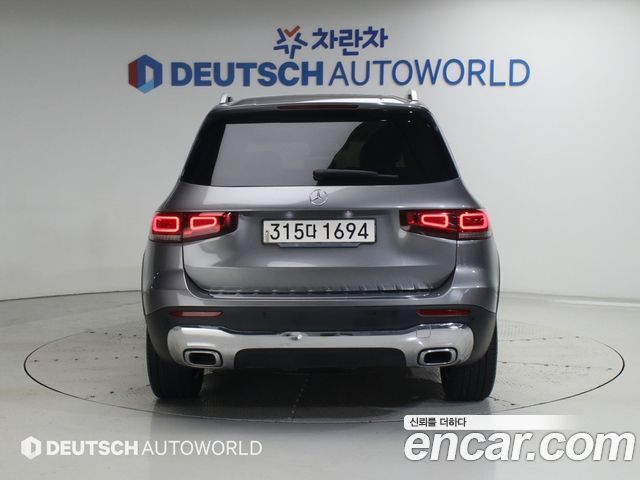 Mercedes-Benz GLB-Class 2020 — photo 4