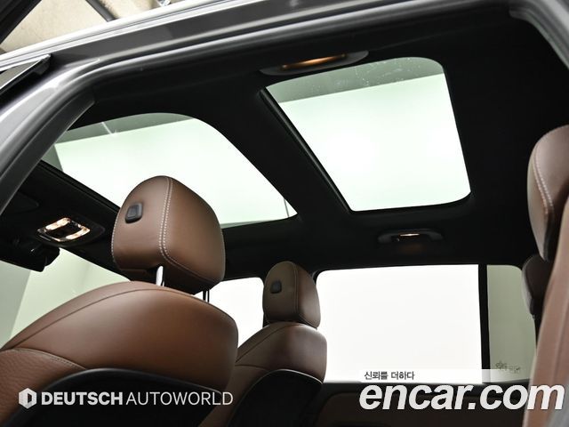 Mercedes-Benz GLB-Class 2020 — photo 18