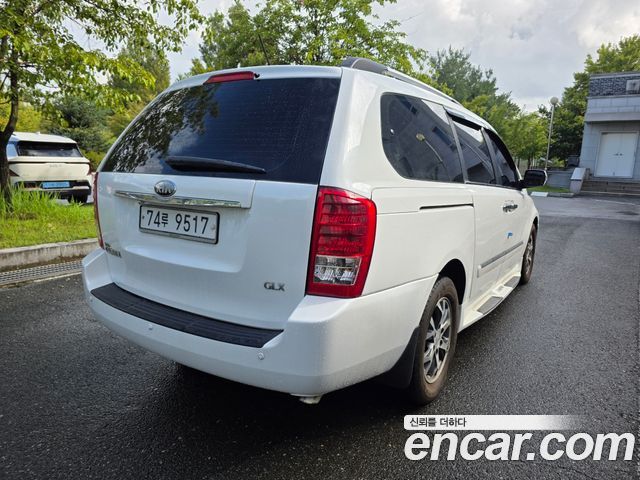 Kia Canival 2013 — photo 6