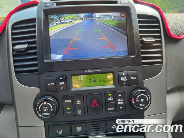 Kia Canival 2013 — photo 8