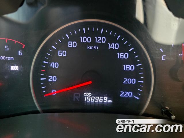 Kia Canival 2013 — photo 18