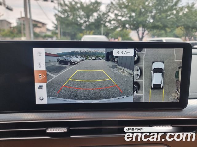 Genesis GV60 2022 — photo 13