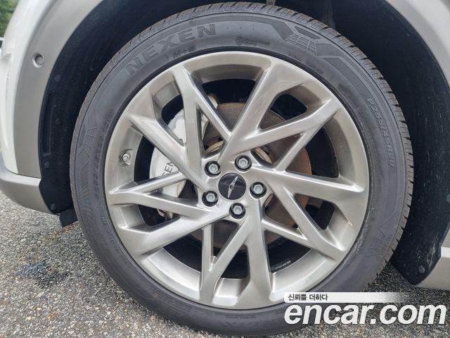 Genesis GV60 2022 — photo 17
