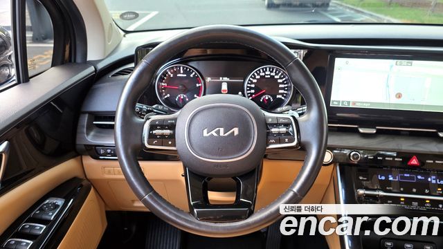 Kia Canival 2023 — photo 14