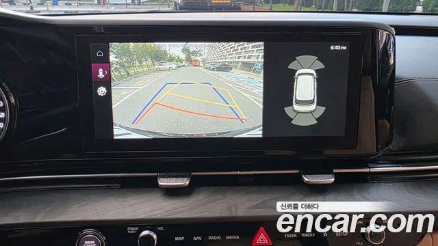 Kia Canival 2023 — photo 16