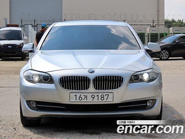 BMW 5-Series 2013 — photo 1