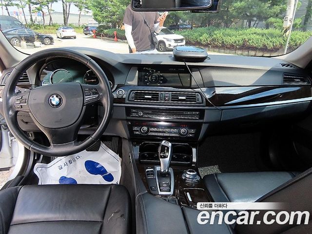 BMW 5-Series 2013 — photo 7