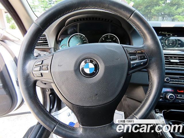 BMW 5-Series 2013 — photo 8
