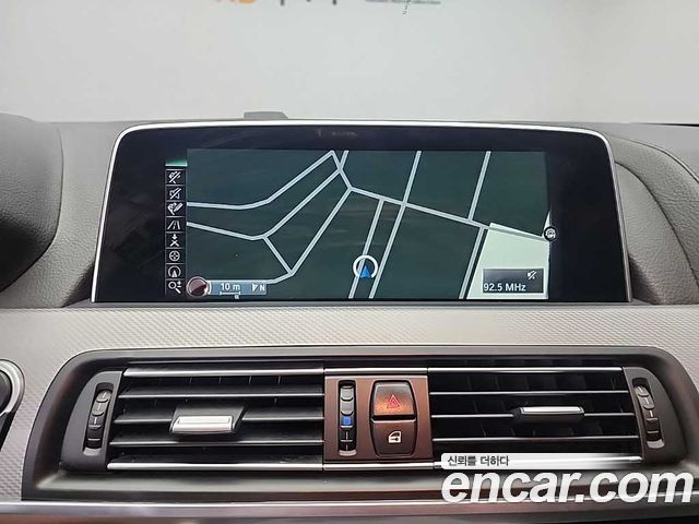 BMW 6-Series 2016 — photo 15