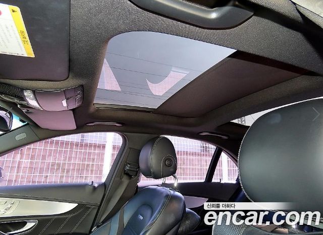 Mercedes-Benz C-Class 2016 — photo 16