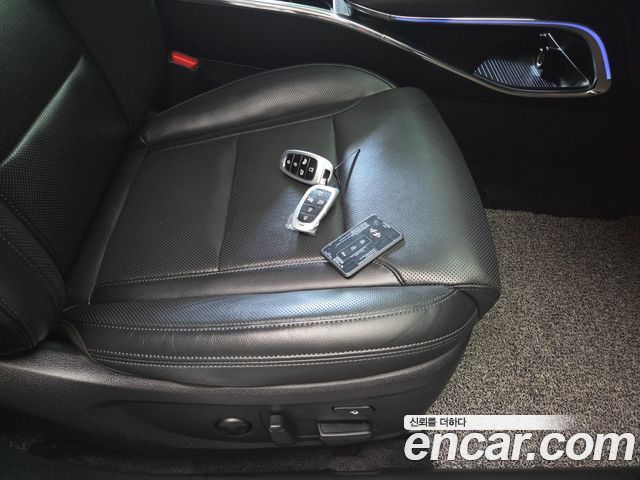 Hyundai Grandeur 2023 — photo 11