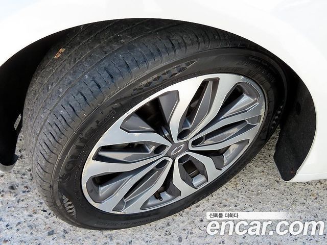 Renault Korea SM6 2016 — photo 5