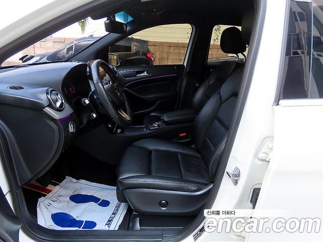 Mercedes-Benz B-Class 2018 — photo 10