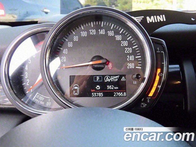 Mini Cooper 2019 — photo 8