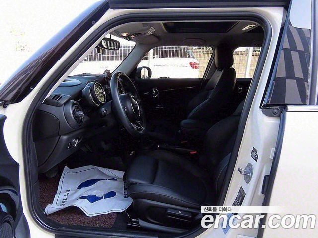 Mini Cooper 2019 — photo 10