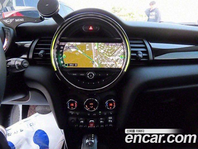 Mini Cooper 2019 — photo 15