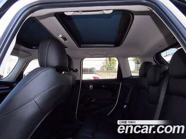 Mini Cooper 2019 — photo 19